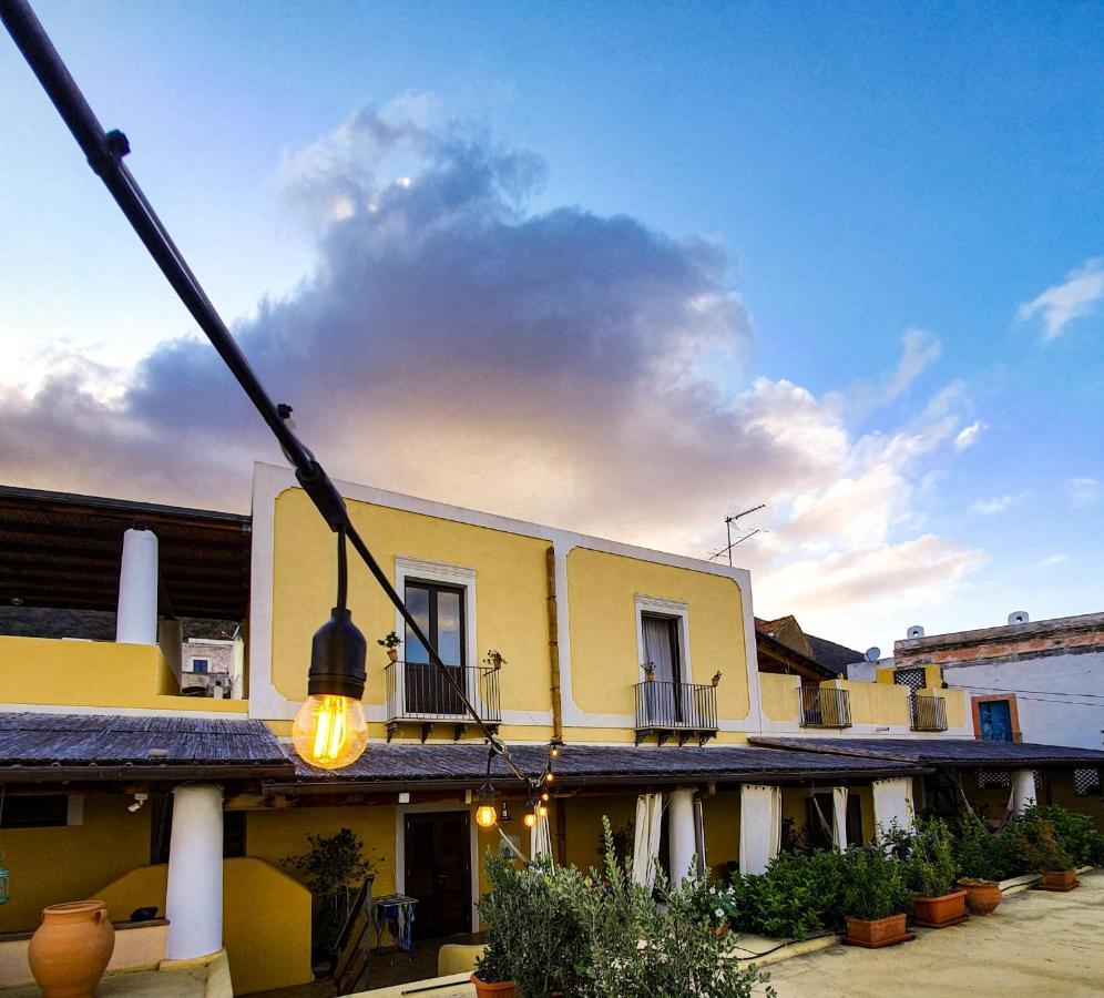 Hotel Arcangelo - Salina Санта-Марина-Салина Экстерьер фото